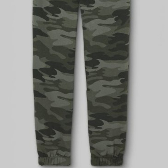 Wild Fable Camo drawstring sweatpants - Picture 5 of 7
